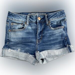 American Eagle Next Level Stretch Hi Rise Shortie - Size 4 - EUC